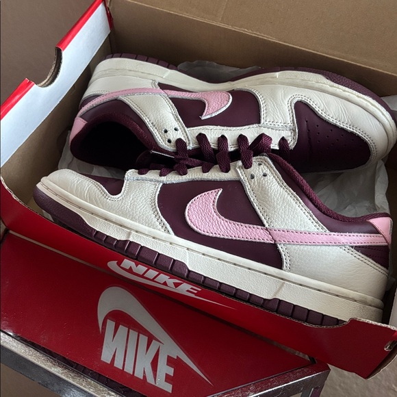 Nike Dunk Low Retro PRM - Picture 1 of 4